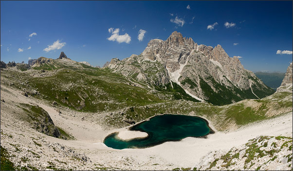 Panorama des Innichriedlknoten in den Sextner Dolomiten<br />Nikon D200 mit AF-S DX NIKKOR 17-55 mm 1:2,8G