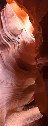 Vertikales Panorama aus dem Upper Antelope Canyon, Arizona (USA)<br />Nikon D3x mit AF-S NIKKOR 24-70 mm 1:2,8G