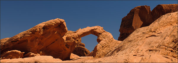 Nat�rliche Br�cke im Valley of Fire NP, Nevada (USA)<br />Nikon D3x mit AF-S NIKKOR 24-70 mm 1:2,8G