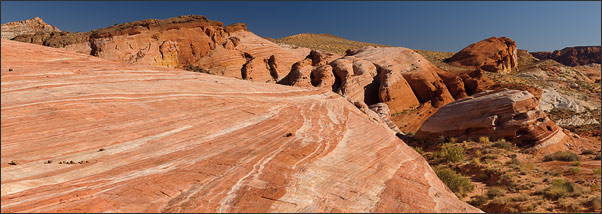 Geb�nderter Sandstein in der N�he der "New Wave" im Valley of Fire, Nevada (USA)<br />Nikon D3x mit AF-S NIKKOR 24-70 mm 1:2,8G