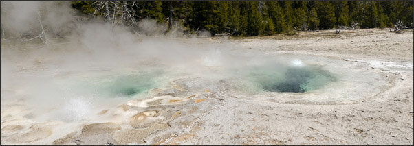 Spasmodic Geyser im Yellowstone Nationalpark (USA).<br />Nikon D3x mit AF-S NIKKOR 24?70 mm 1:2,8G ED